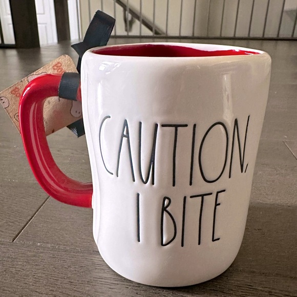 NWT double sided Peanuts x Rae Dunn mug - Picture 4 of 7